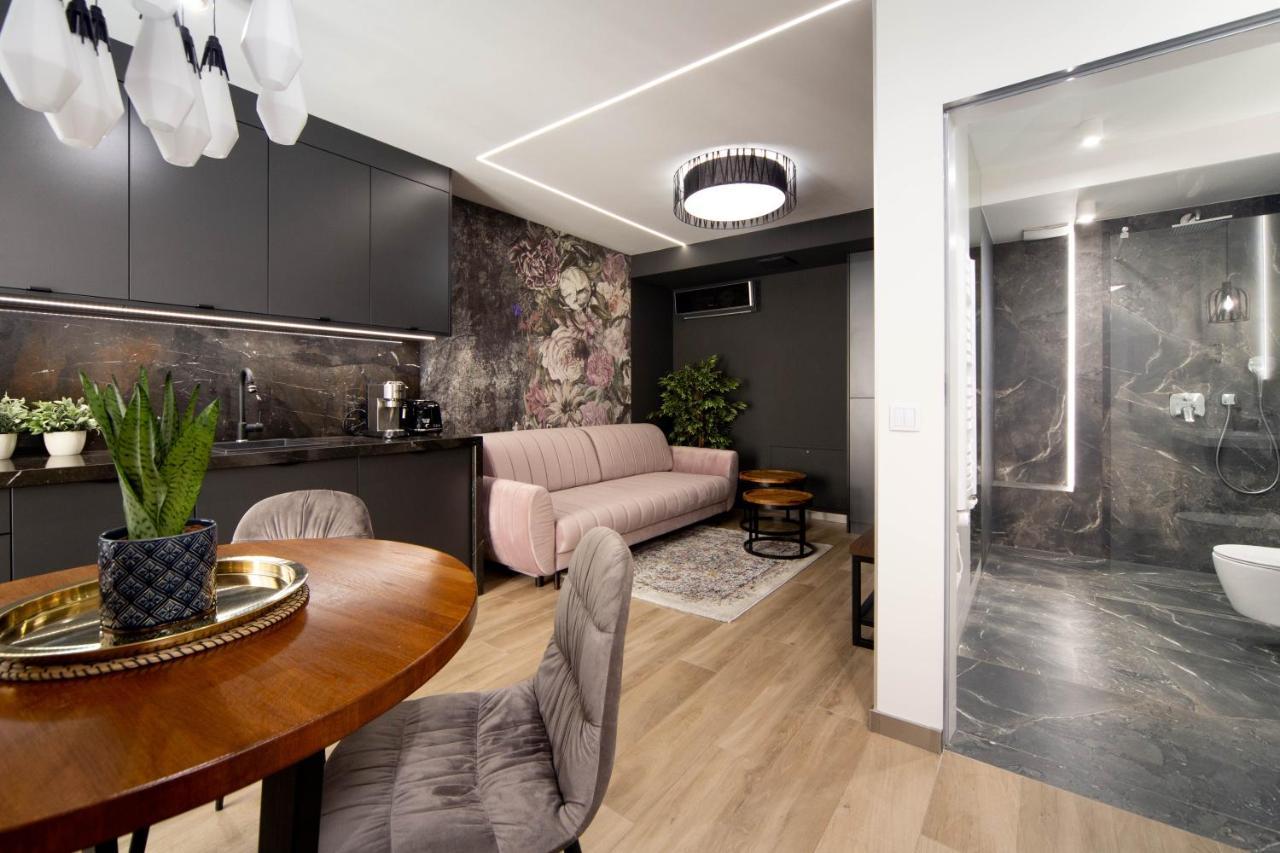 Jacuzzi Apartment Main Square Krakow Dış mekan fotoğraf