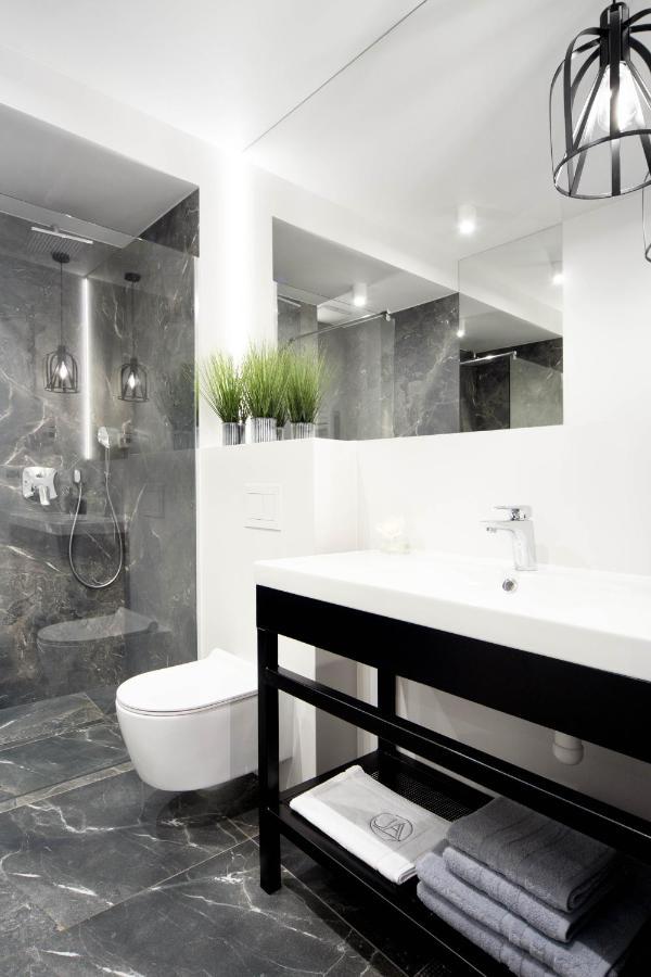 Jacuzzi Apartment Main Square Krakow Dış mekan fotoğraf