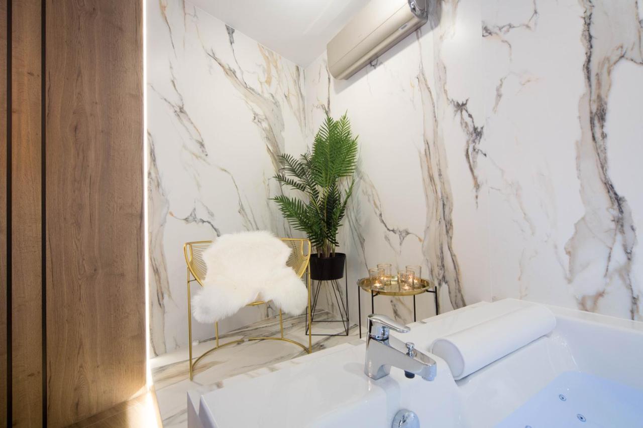 Jacuzzi Apartment Main Square Krakow Dış mekan fotoğraf