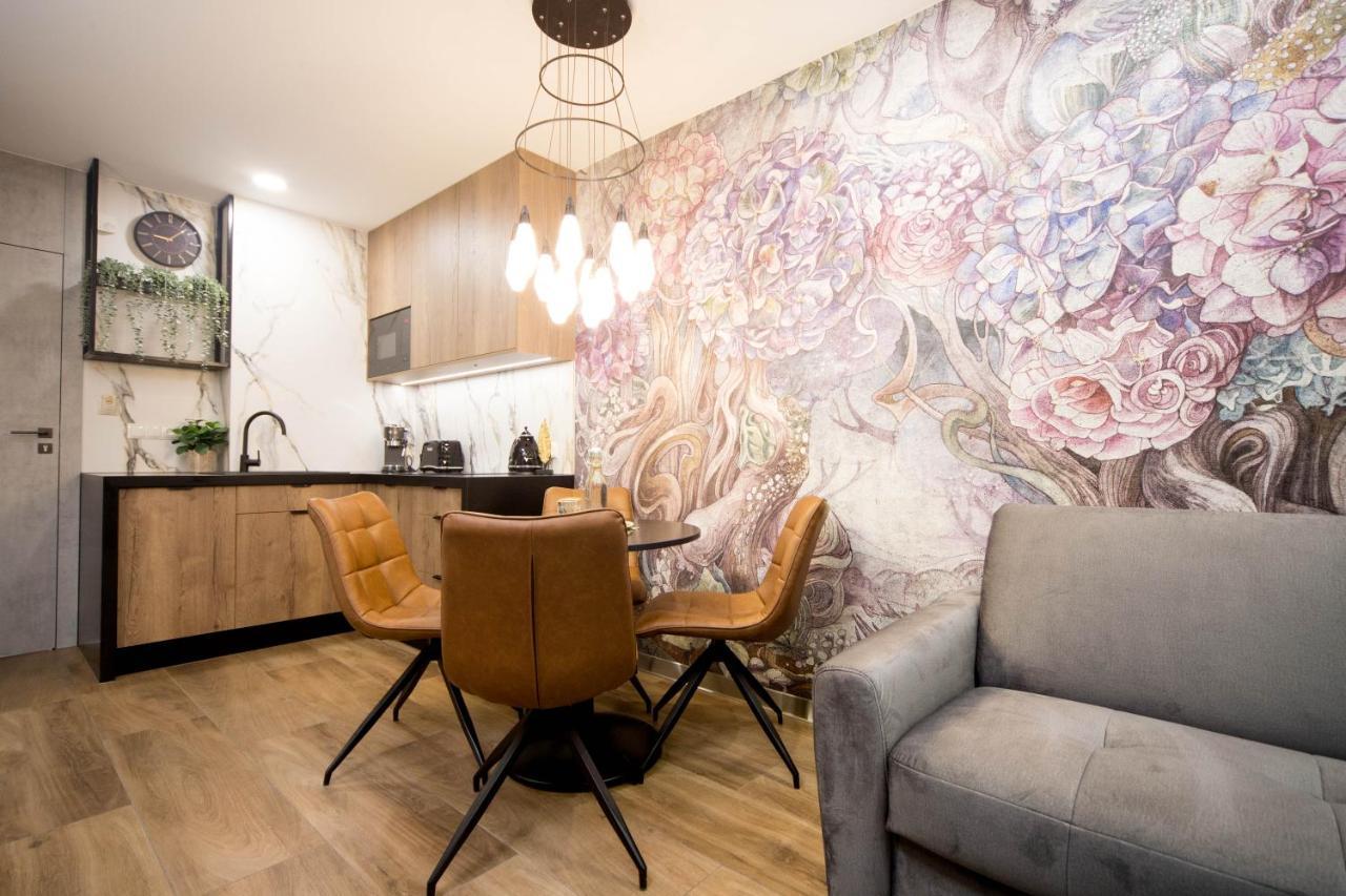Jacuzzi Apartment Main Square Krakow Dış mekan fotoğraf