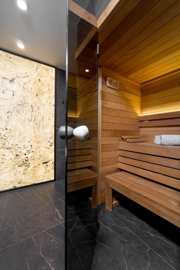 Jacuzzi Apartment Main Square Krakow Dış mekan fotoğraf